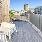 The Meir Lodge. Apartments In Heart Of Antwerp