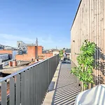 The Meir Lodge. Apartments In Heart Of Antwerp