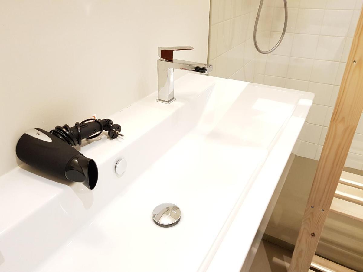 Apartment The Meir Lodge. In Heart Of Antwerpen