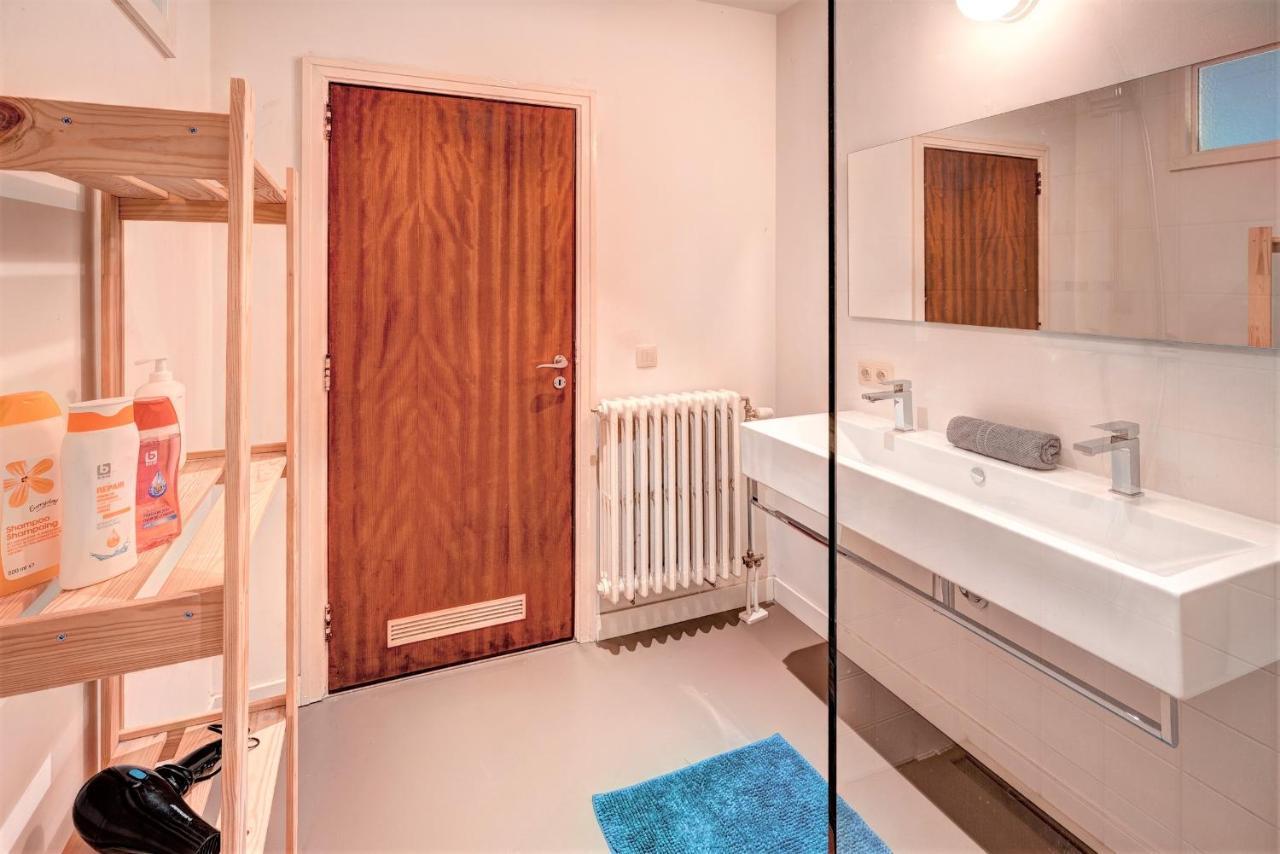 Apartment The Meir Lodge. In Heart Of Antwerpen